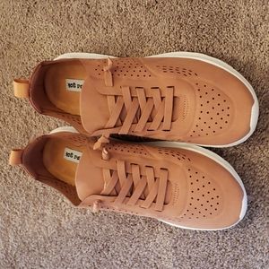 Slip-on Sneakers